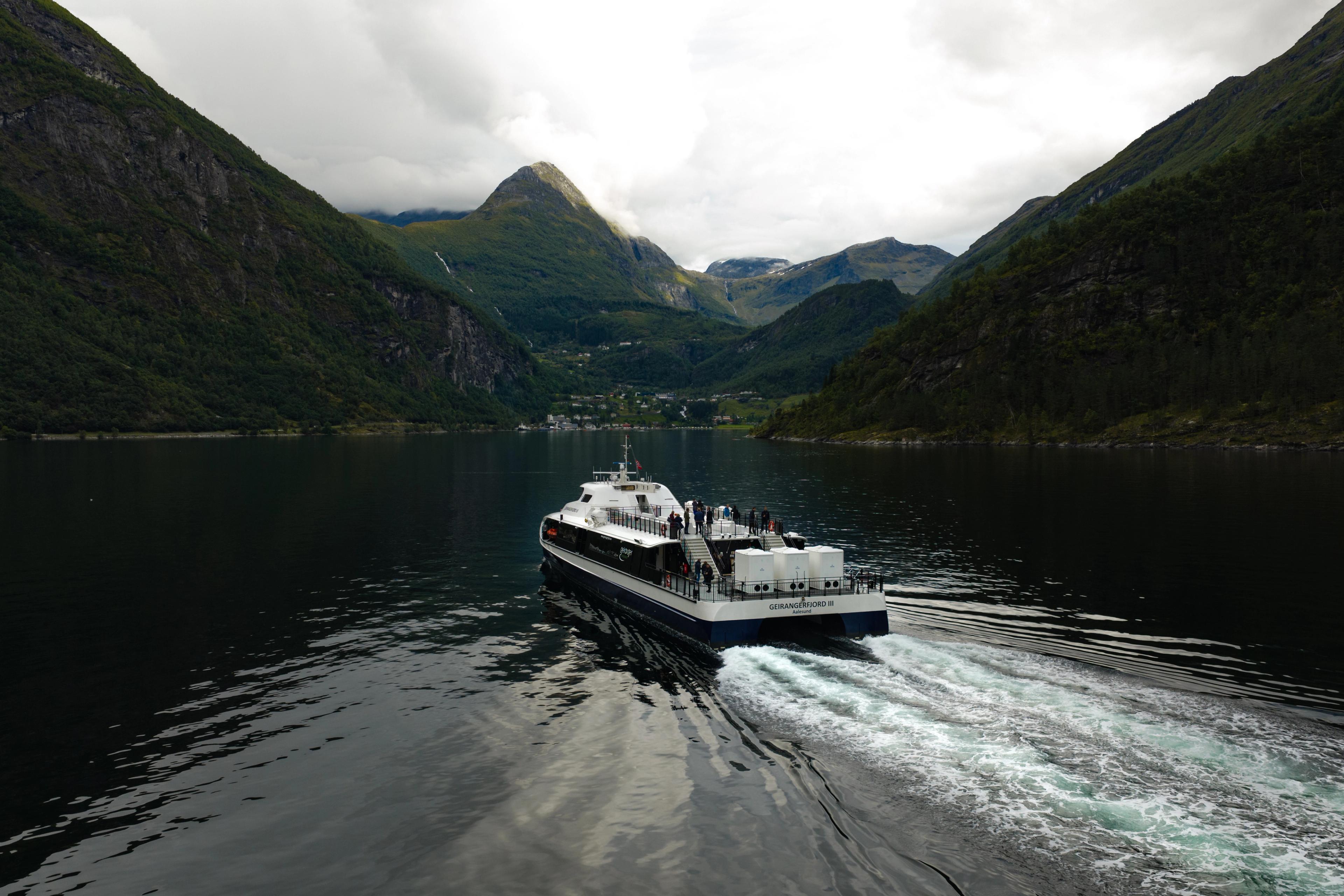 Båttransport til Geiranger