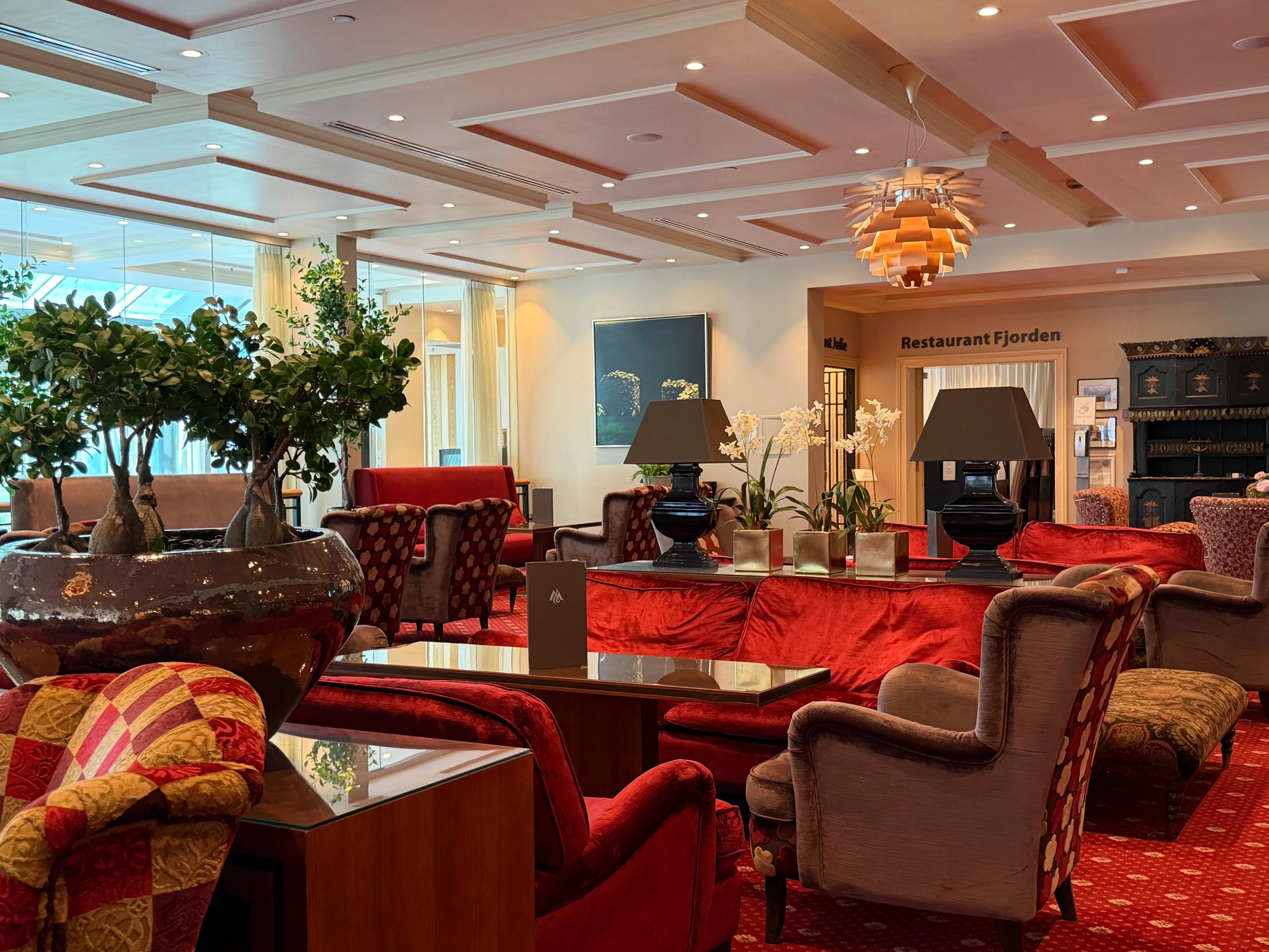 The Lounge