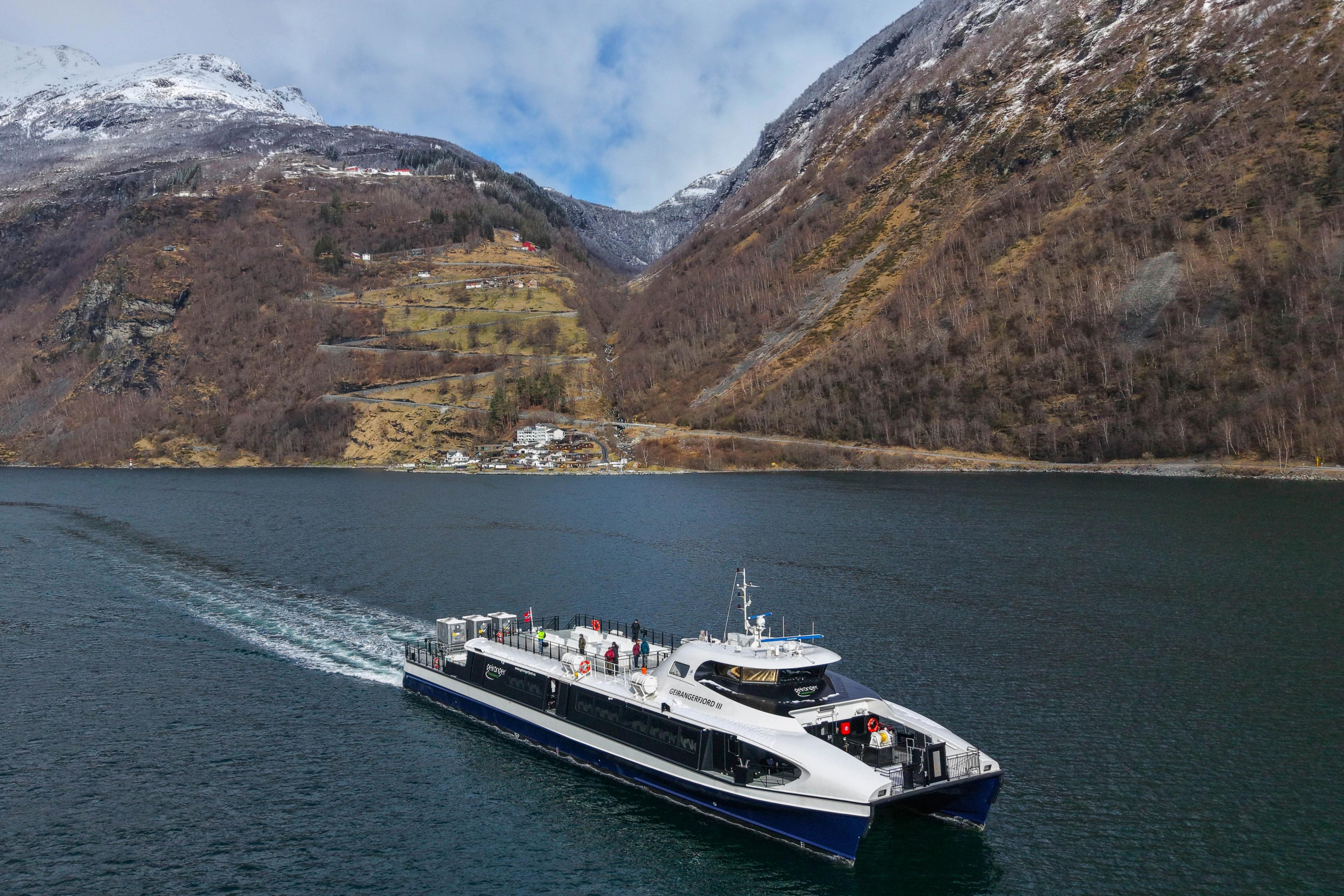 Geirangerfjord Hybrid ship