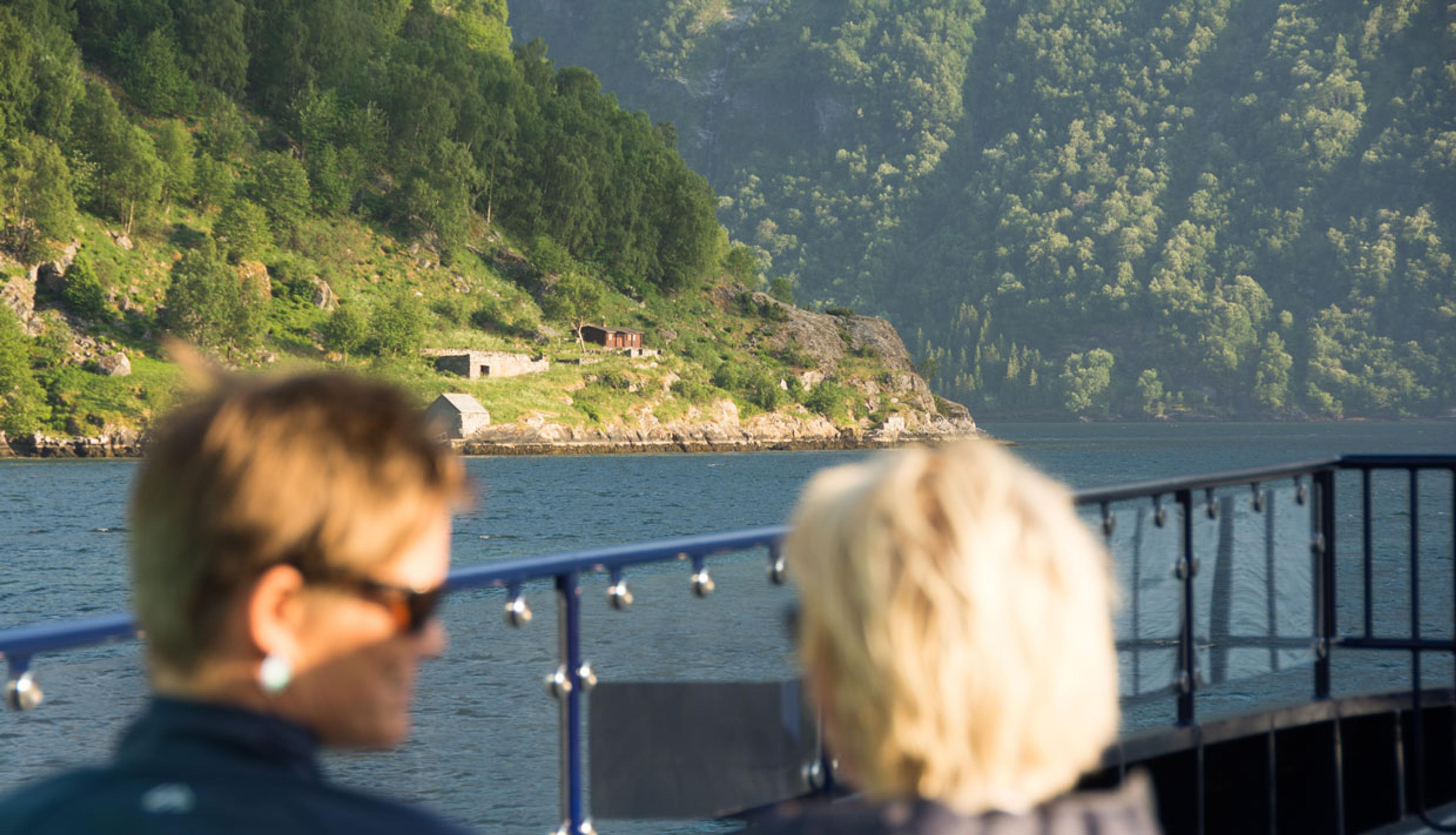 Silent Fjordcruise Geiranger