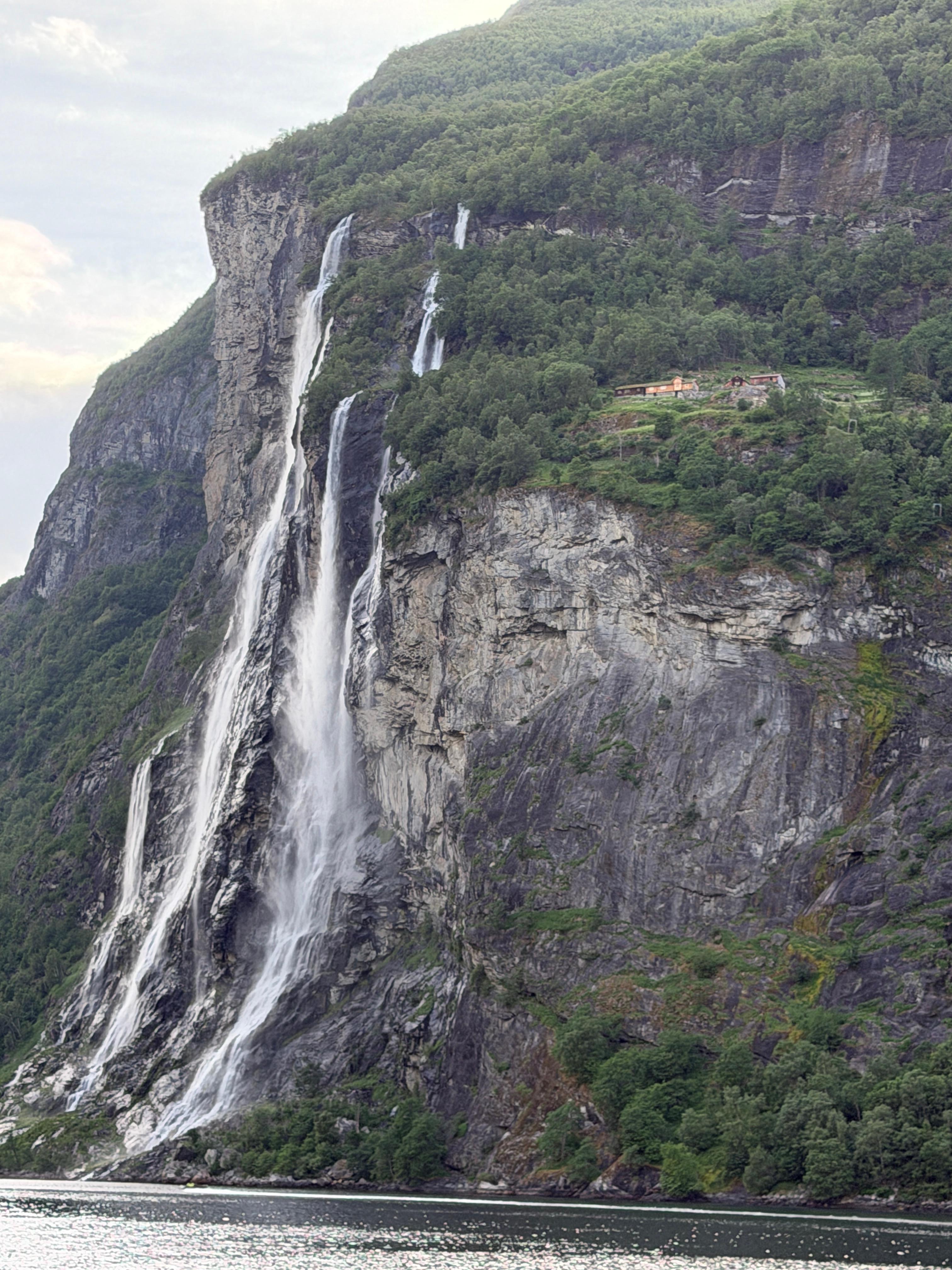 Fossane i Geiranger