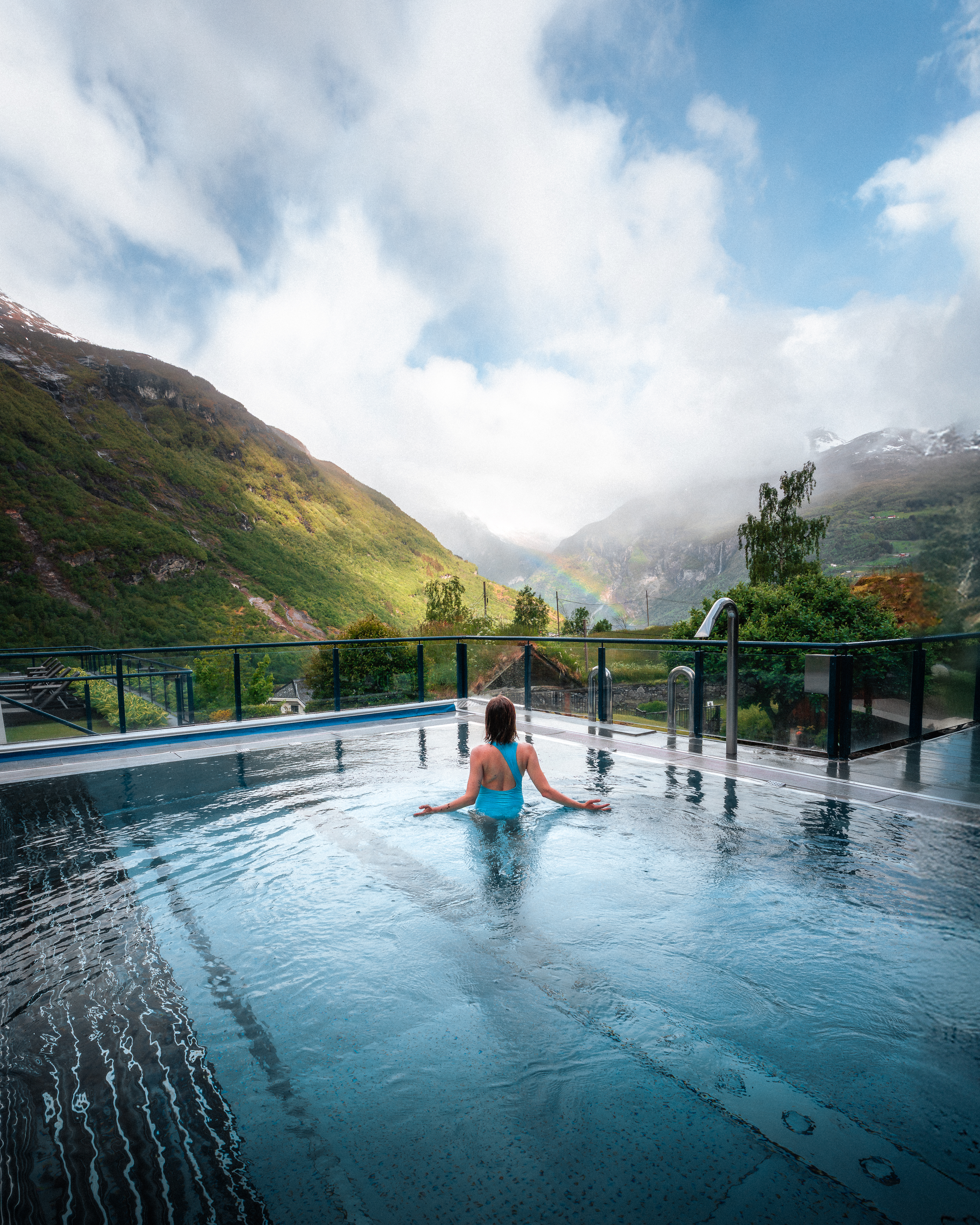Utandørs bad ved Union Geiranger, foto Arnulfur Hákonarson