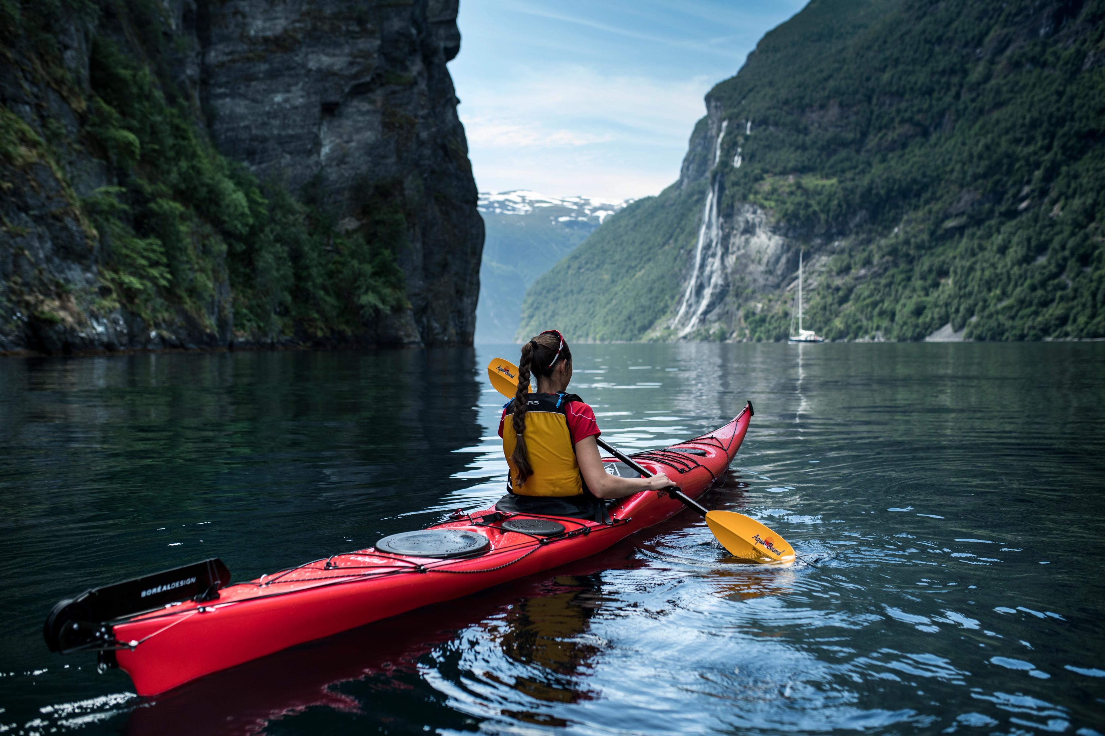 Fjordkajakk i Geirangerfjorden ved Union