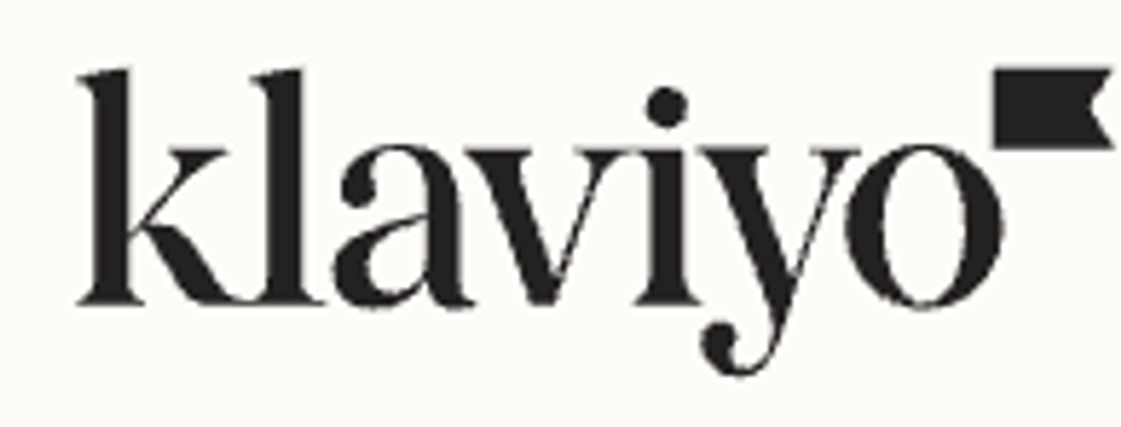 El logotipo de Klaviyo en negro con fondo crema