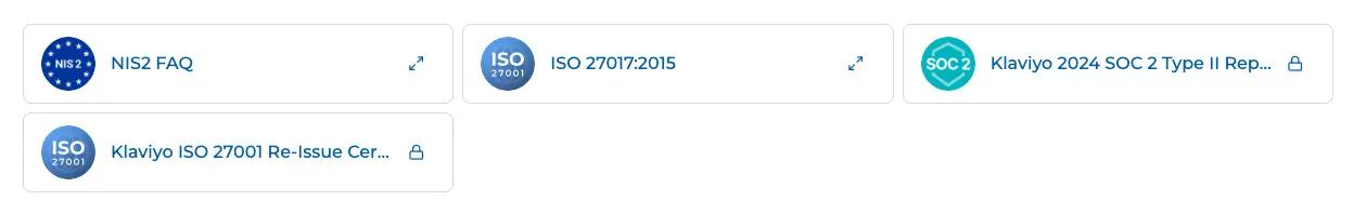 Symbole und Texte zu NIS2 FAQ, ISO 27017:2015, Klaviyo ISO 27001 Re-Issue, und Klaviyo 2024 SOC 2 Type II Report.