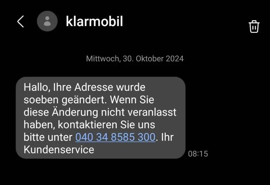 SMS von klarmobil über geänderte Adresse mit Kontaktinformation für Rückfragen. Datum: 30. Oktober 2024, Uhrzeit: 08:15.