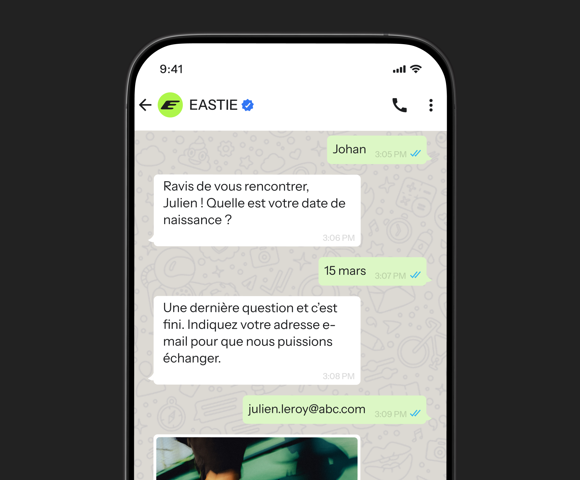 Smartphone screen displaying a French chat conversation with "EASTIE" where a user shares their birth date and email address.