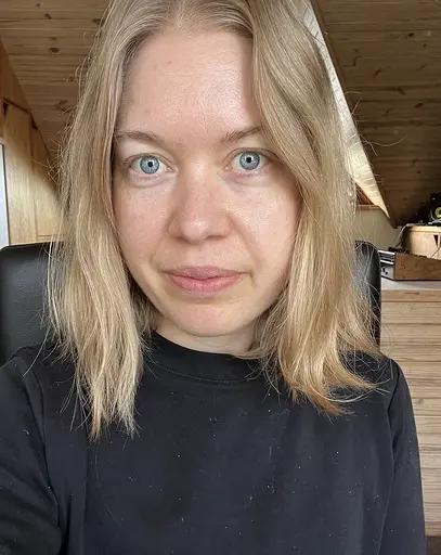 Profile photo of author Chloe Schneider