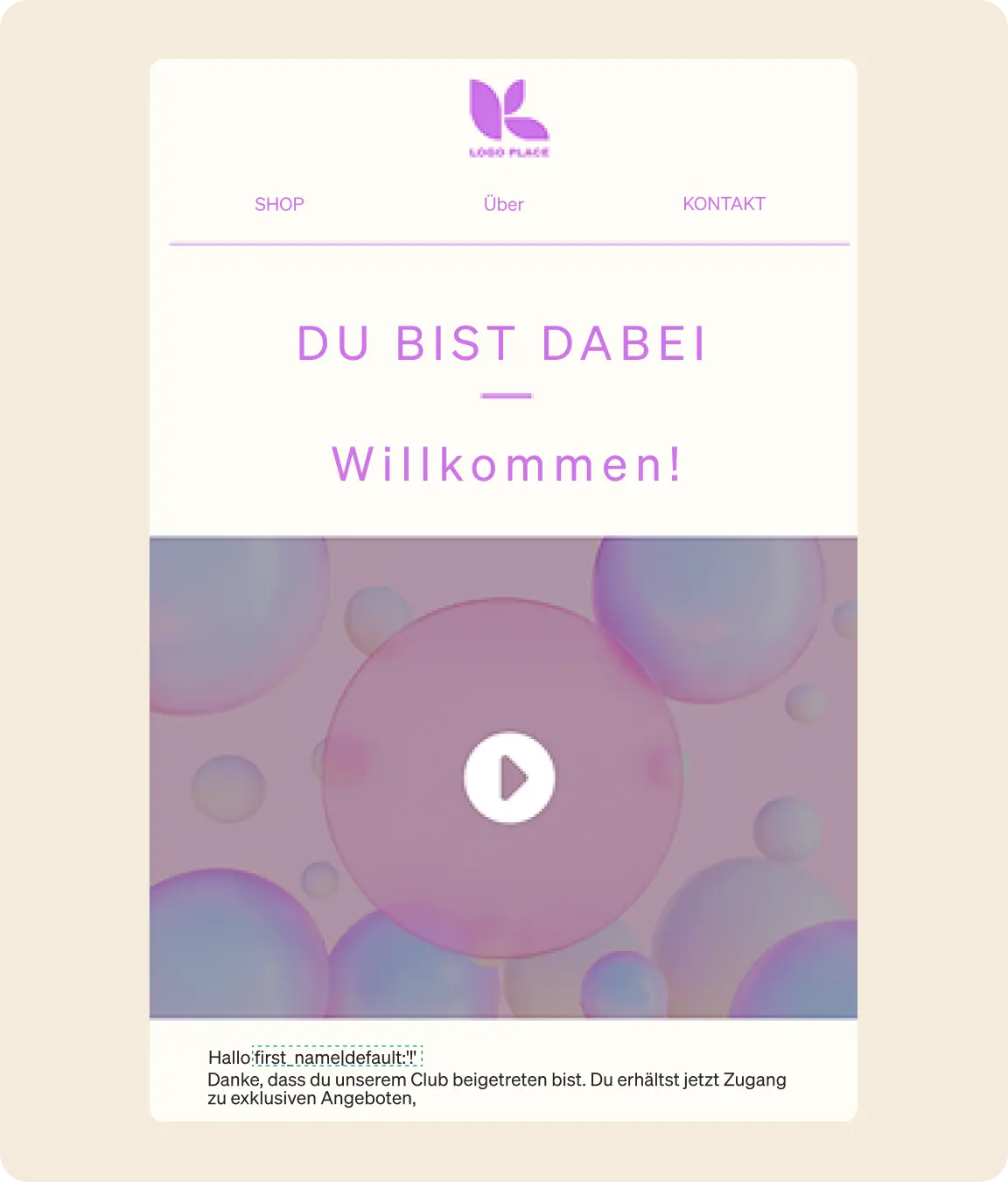 Willkommensnachricht mit Logo, Menü und Play-Button. Text: "DU BIST DABEI Willkommen!" und Begrüßung für Clubmitglieder.
