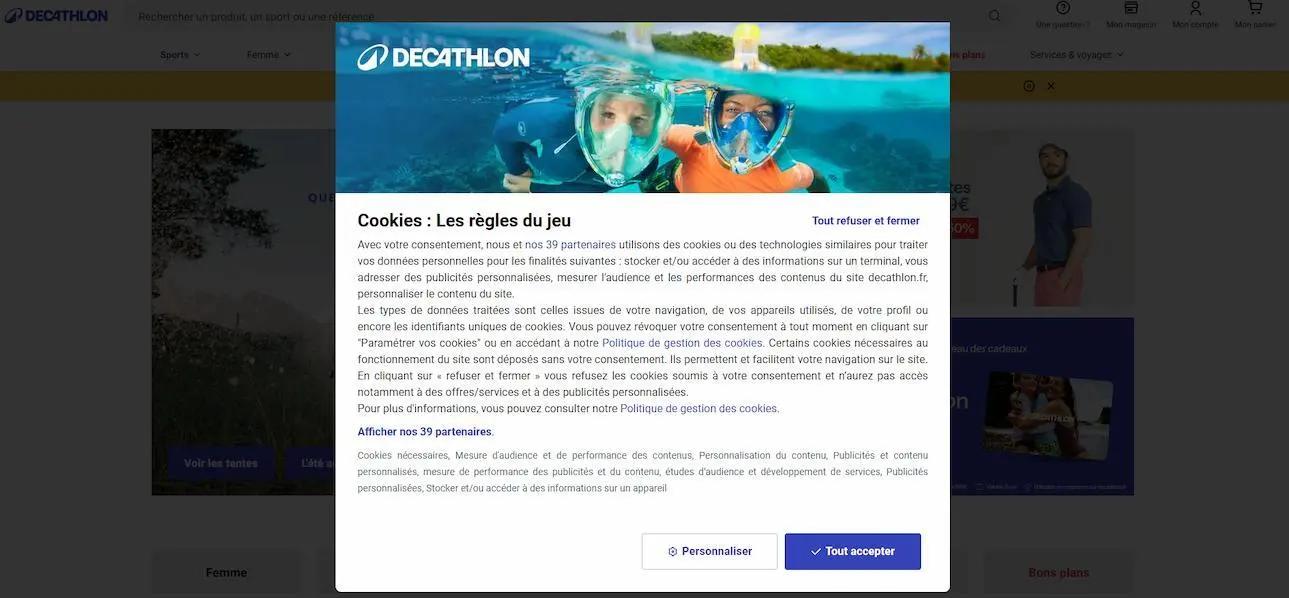 Bannière de consentement aux cookies sur le site Decathlon affichant les options de personnalisation, de refus total et d’acceptation complète, conforme aux exigences du RGPD. L’utilisateur peut choisir les cookies utilisés et accéder à la politique de confidentialité, illustrant une gestion transparente des données personnelles.