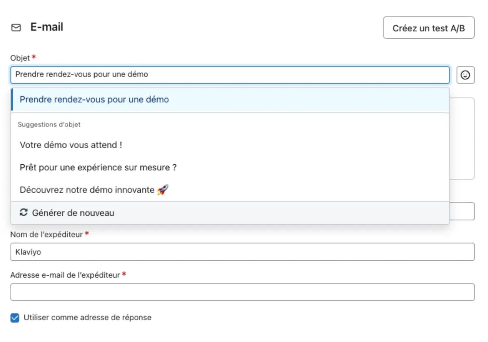 Interface d’édition d’un e-mail montrant le champ « Objet » avec des suggestions d'objets générées par Klaviyo AI: « Votre démo vous attend ! », « Prêt pour une expérience sur mesure ? », « Découvrez notre démo innovante ».