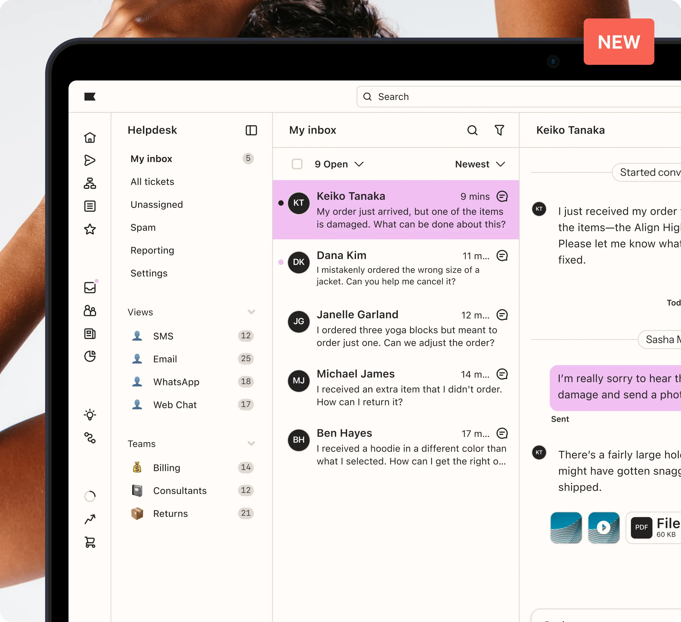 Interfaz de una aplicación de helpdesk en una computadora, mostrando una bandeja de entrada con mensajes de clientes sobre pedidos.