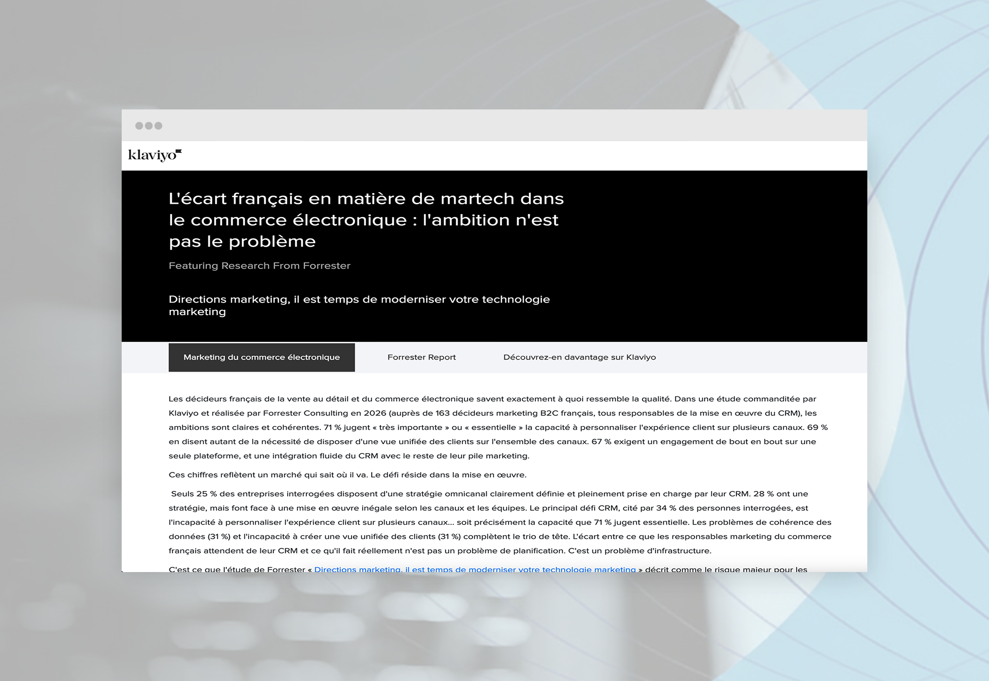 A browser window displays a Klaviyo article titled "The French gap in martech for e-commerce: ambition is not the problem."