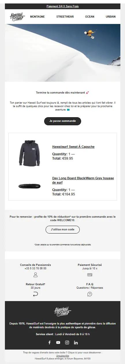 Email de relance de panier abandonné de Hawaiisurf, montrant un sweat à capuche et une housse de surf avec prix et options d'achat.