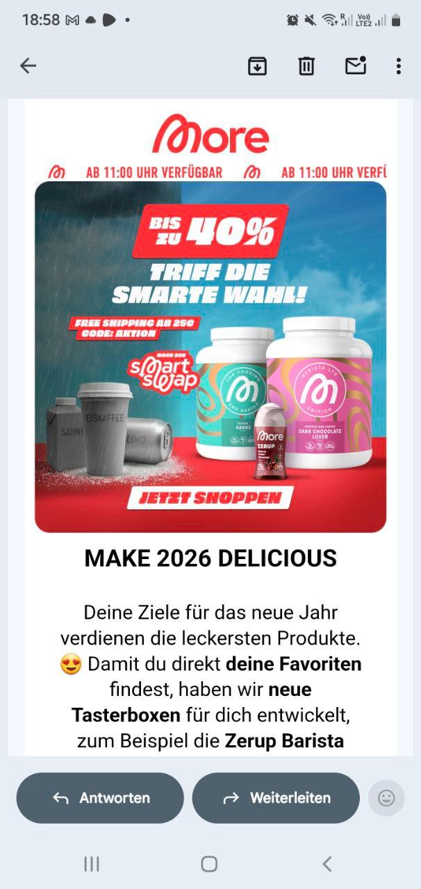 Werbebild von More Nutrition mit verschiedenen Nahrungsergänzungs- und Sirup-Produkten. Im Bild wird ein Sale mit bis zu 40 % Rabatt sowie kostenlosem Versand ab 25 € mit dem Code „AKTION“ beworben.