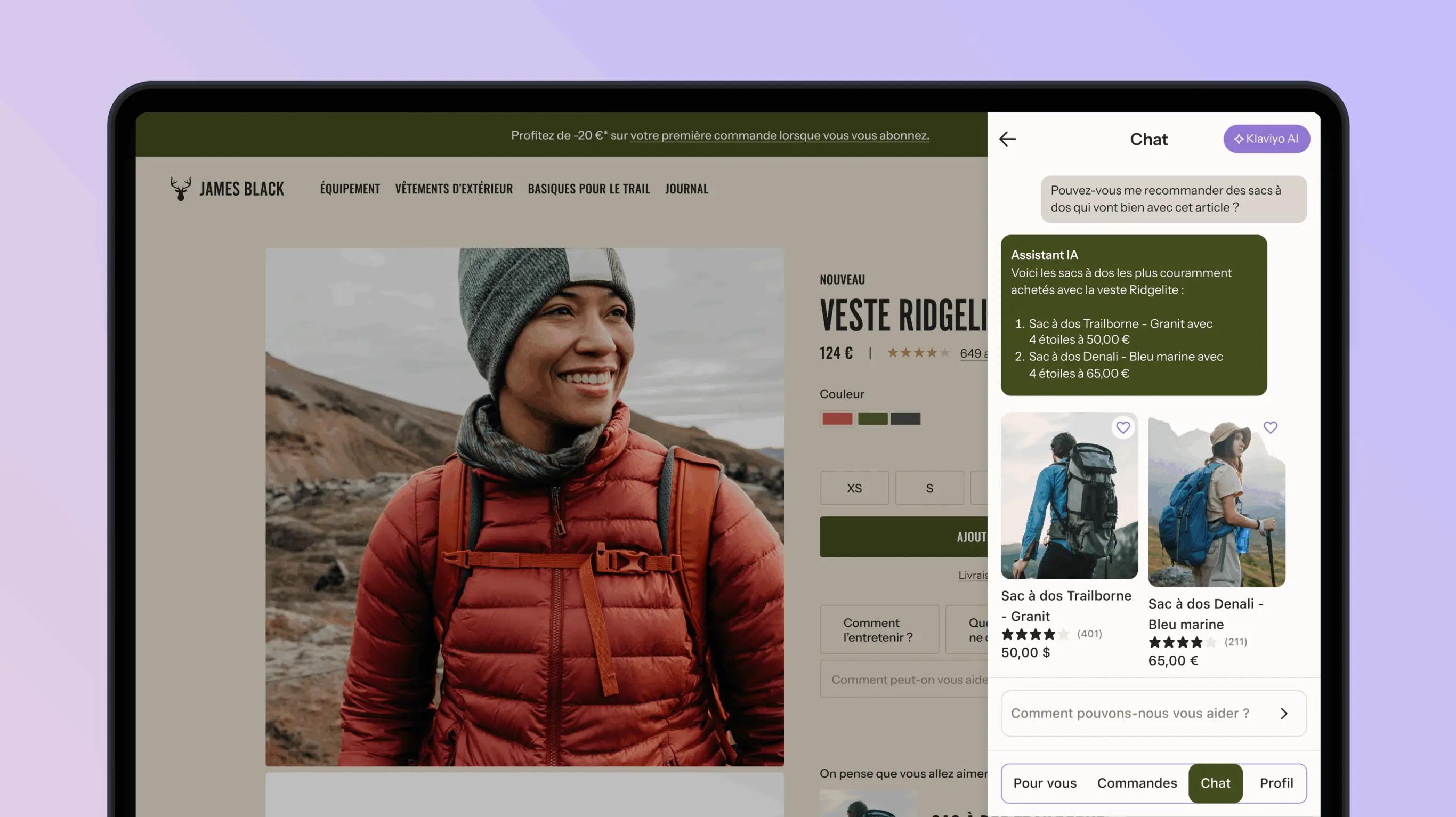 Page produit de James Black montrant une veste rouge, avec une fenêtre de chat IA recommandant des sacs à dos assortis.