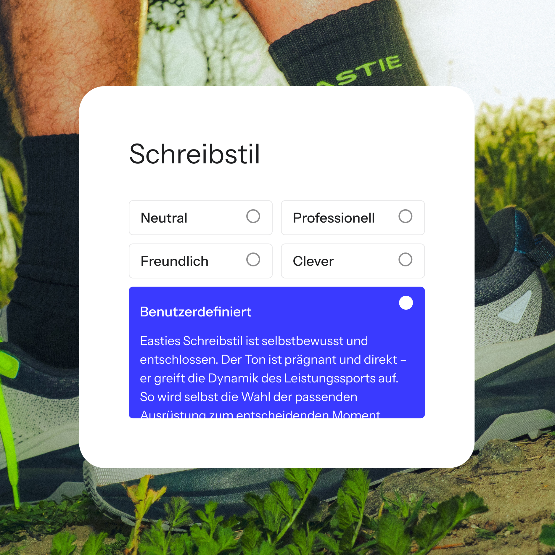 A German UI pop-up for "Writing Style" with "User-defined" selected, overlaid on a background of a person's feet wearing running shoes and socks on a trail.