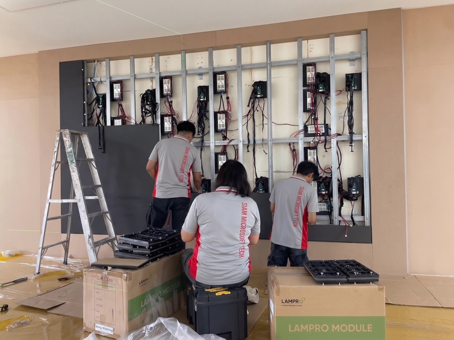 โครงสร้างด้านหลังจอ LED พร้อมระบบสายสัญญาณ LAMPRO Module