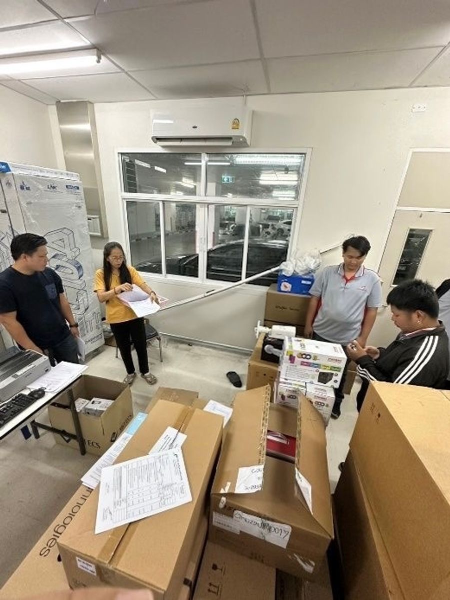 ทีมงานตรวจรับกล้องวงจรปิด Hikvision ณ มหาวิทยาลัยบูรพา