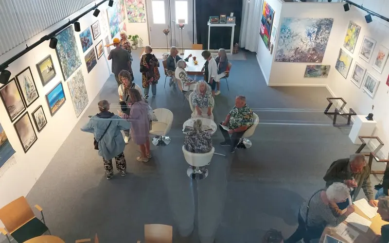 GALLERI ett