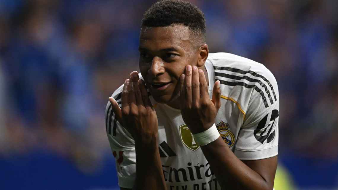 Real Madrid vence Oviedo por 3 a 0 com Mbappé e Vini Jr.
