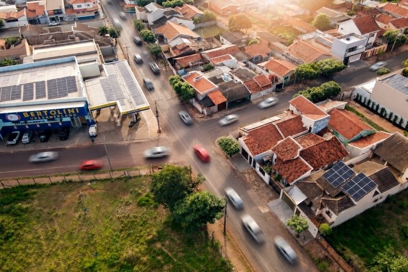 Secretaria de Obras de Andradina Instala Semáforo na Rua Paraíba com a Avenida Rio Grande do Sul