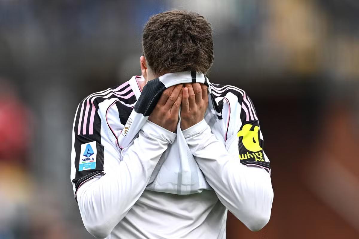 Juventus perde para Como e amplia jejum de vitórias