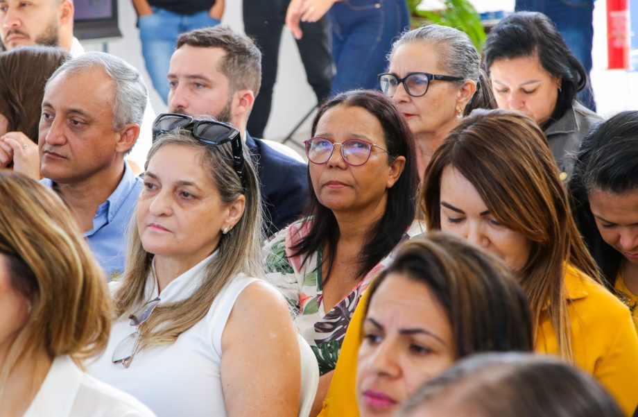 Prefeito Dr. Cassiano Maia inaugura CEI Mais Parque em Três Lagoas.