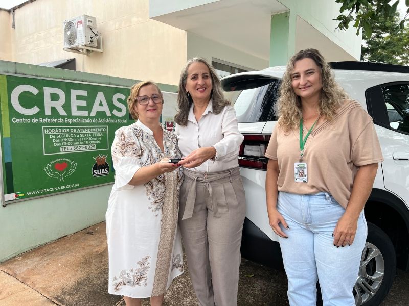 Secretária de Assistência de Dracena amplia serviço social com veículo zero km doado por emenda parlamentar