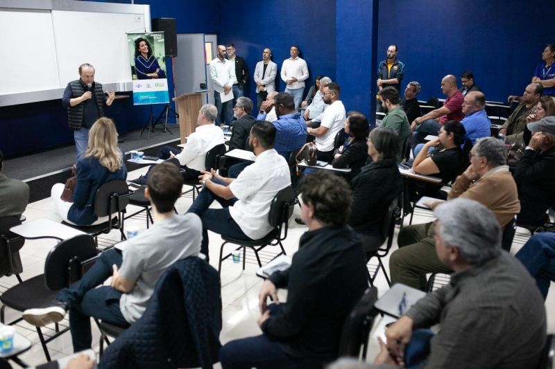 Programa Escola e Comunidade é lançado em escola de SP