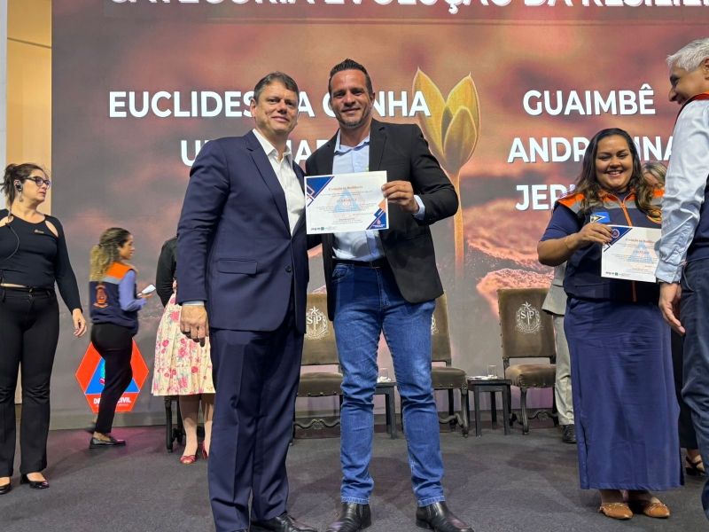 Andradina recebe certificado de resiliência durante lançamento da Operação Chuvas 2025 de SP
