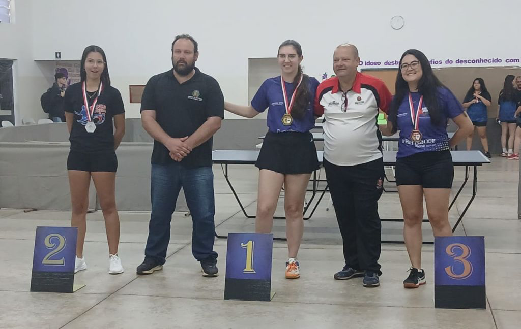 Equipe feminina de Araçatuba vice-campeã no tênis de mesa nos Jogos Regionais.