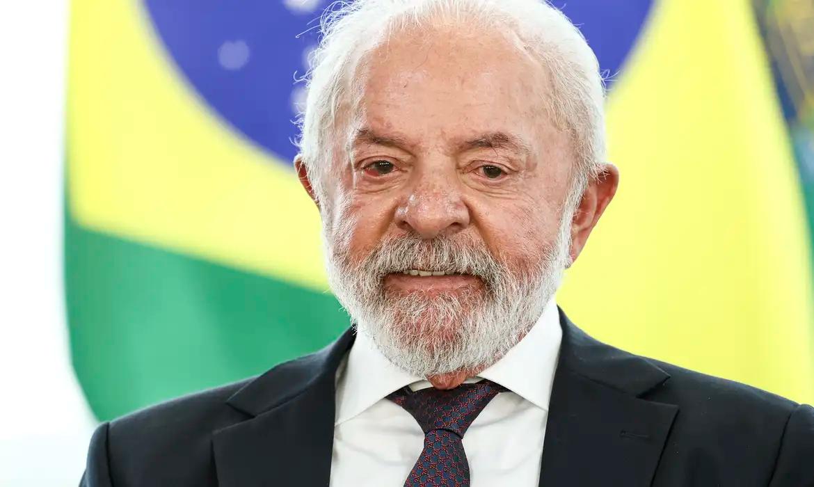 Lula conversa com presidente do Panamá antes de viagem ao país para Fórum Econômico