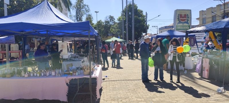 Evento Arte na Praça celebra Dia dos Pais em Dracena