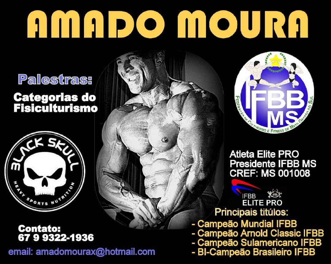 Amado Moura, troféu Arnold Classic em mãos, legado no fisiculturismo.