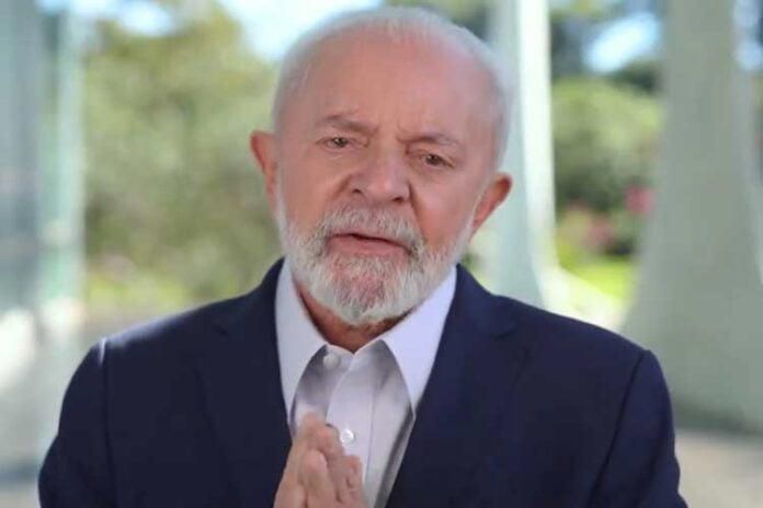 Lula relembra diagnóstico de câncer na laringe em 2011