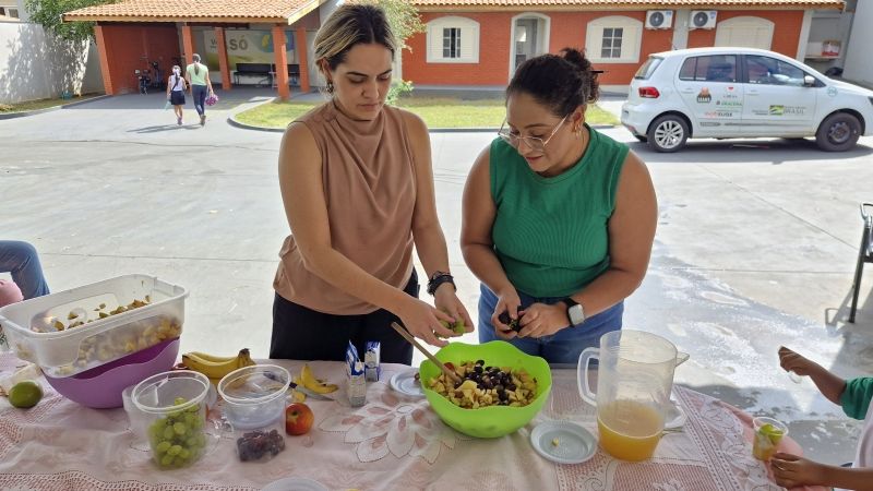 Atividade de Cozinha Interativa no CAPS I reforça inclusão e conscientização sobre o TEA em abril azul