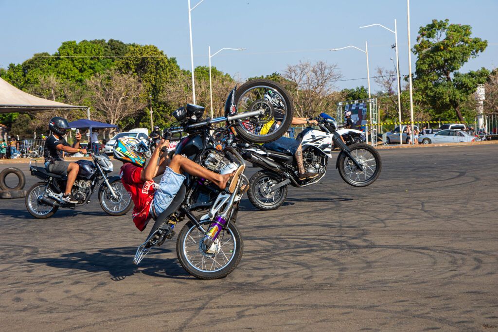 Domingrau da Amizade atrai turistas em Pereira Barreto