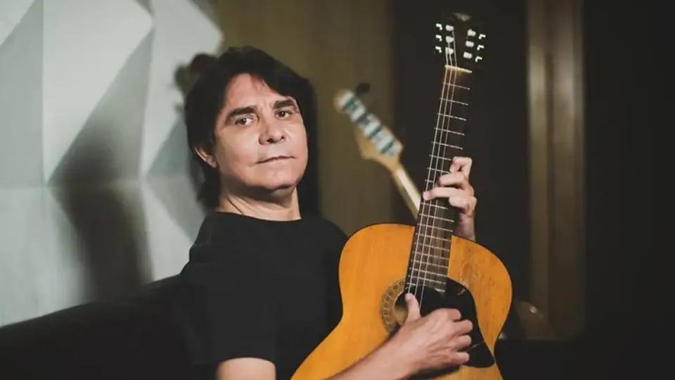 Lô Borges na UTI com Traqueostomia Após Intoxicação Medicamentosa