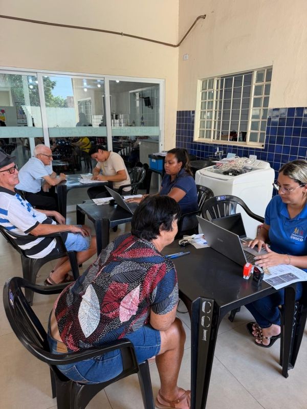 Prefeitura de Andradina realiza mutirão de atualização cadastral para idosos do SCFV