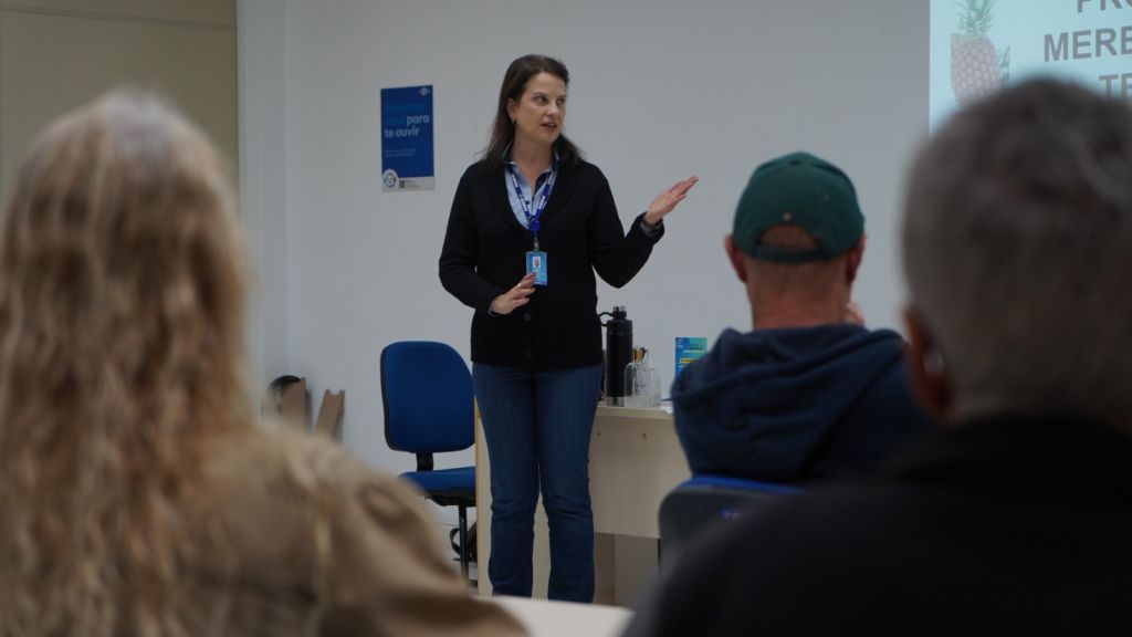 Agricultores de Araçatuba em capacitação para merenda escolar no Sebrae.