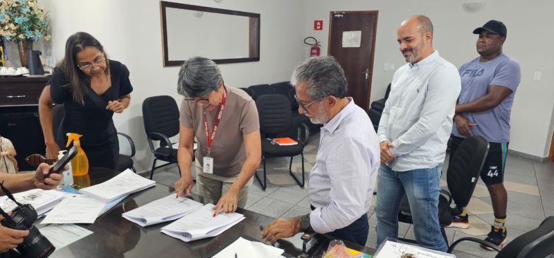 Prefeitura de Castilho firma convênio com SESI para atividade esportiva e formação de gestores escolares