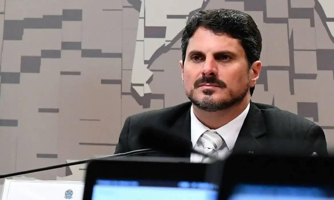 Senador Marcos do Val é obrigado a usar tornozeleira eletrônica
