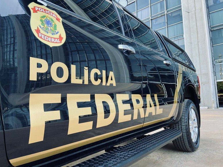 Polícia Federal alerta sobre suspensão de passaportes