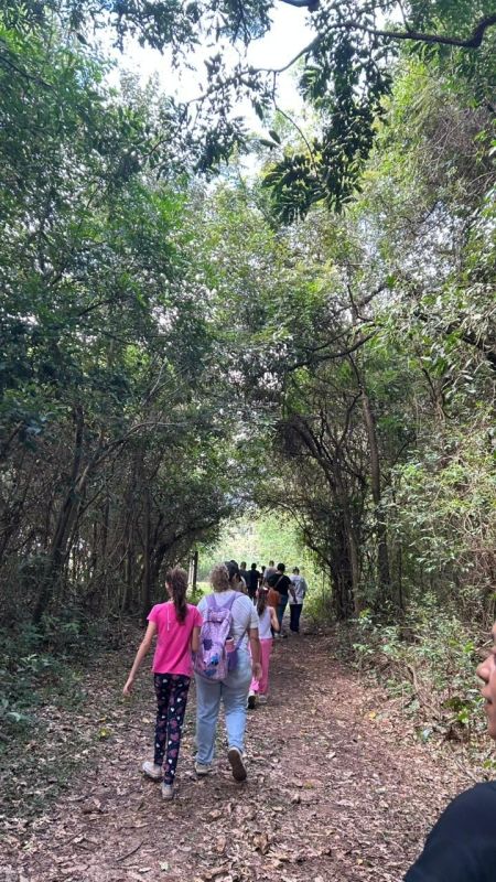 Secretaria de Assistência realiza passeio educativo ao Parque do Morro do Diabo com adolescentes do CREAS