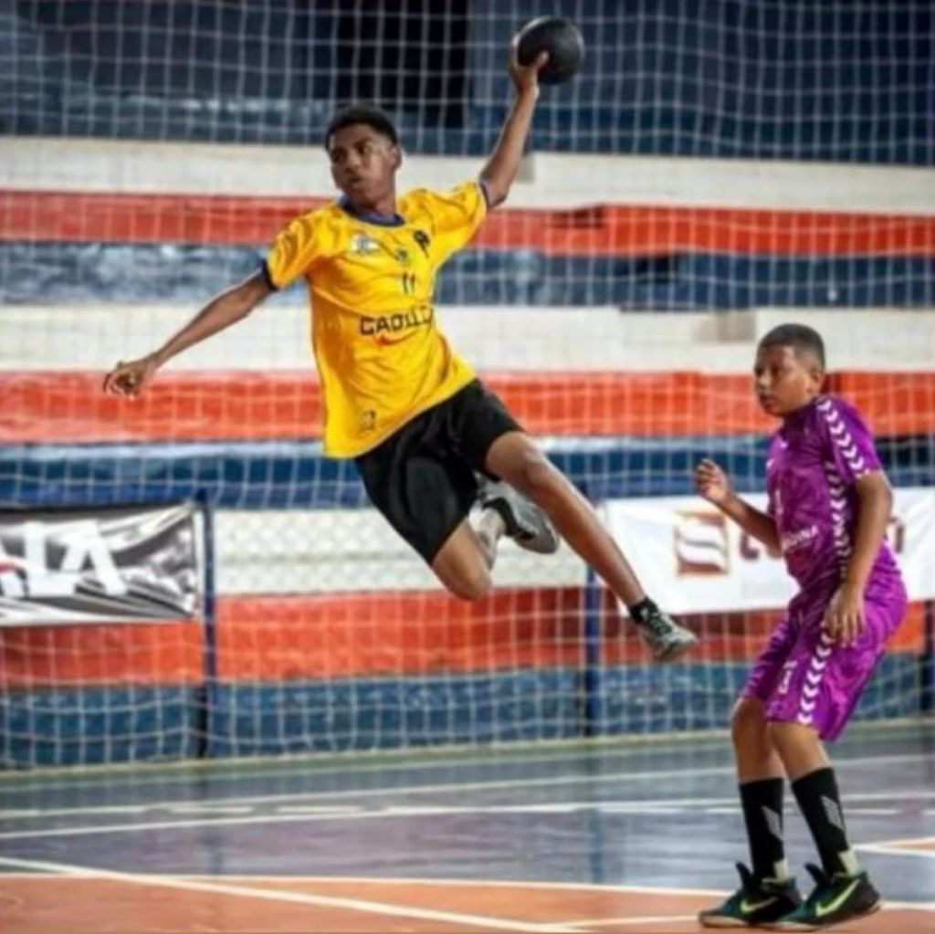 Araçatuba vence Andradina por 17 a 4 na Liga Regional de Handebol.