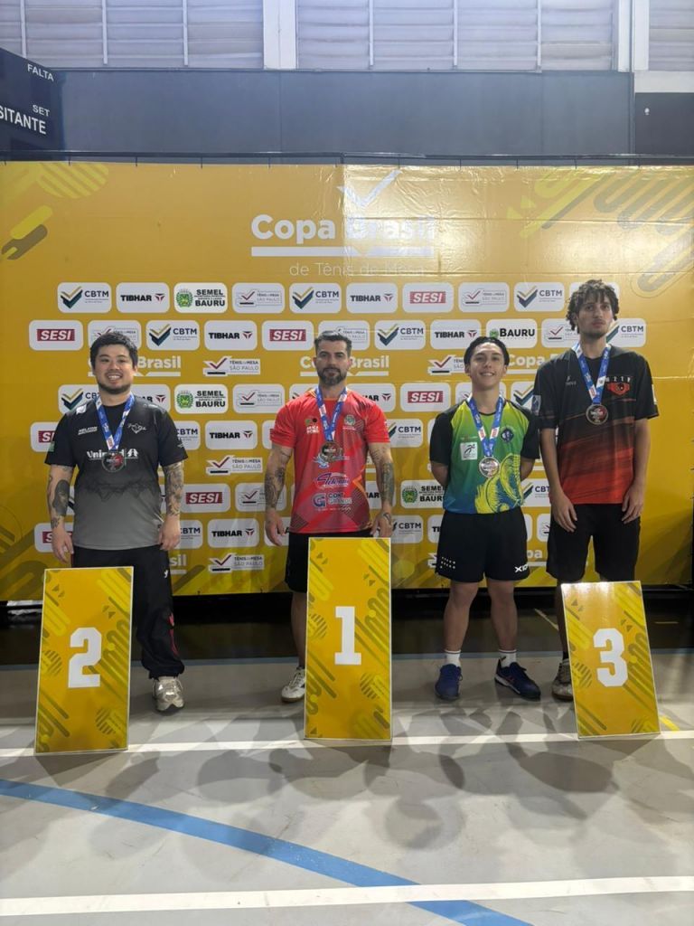 ATMAP celebra 5 medalhas na Copa Brasil de Tênis de Mesa em Bauru, agosto 2023.