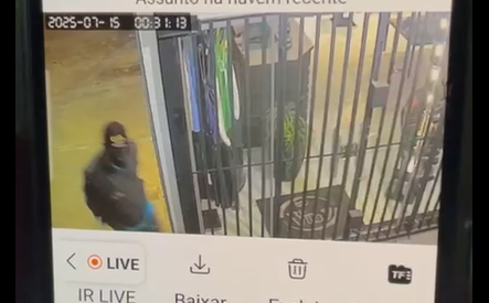 Policiais de Três Lagoas em ação após tentativa de furto em loja.