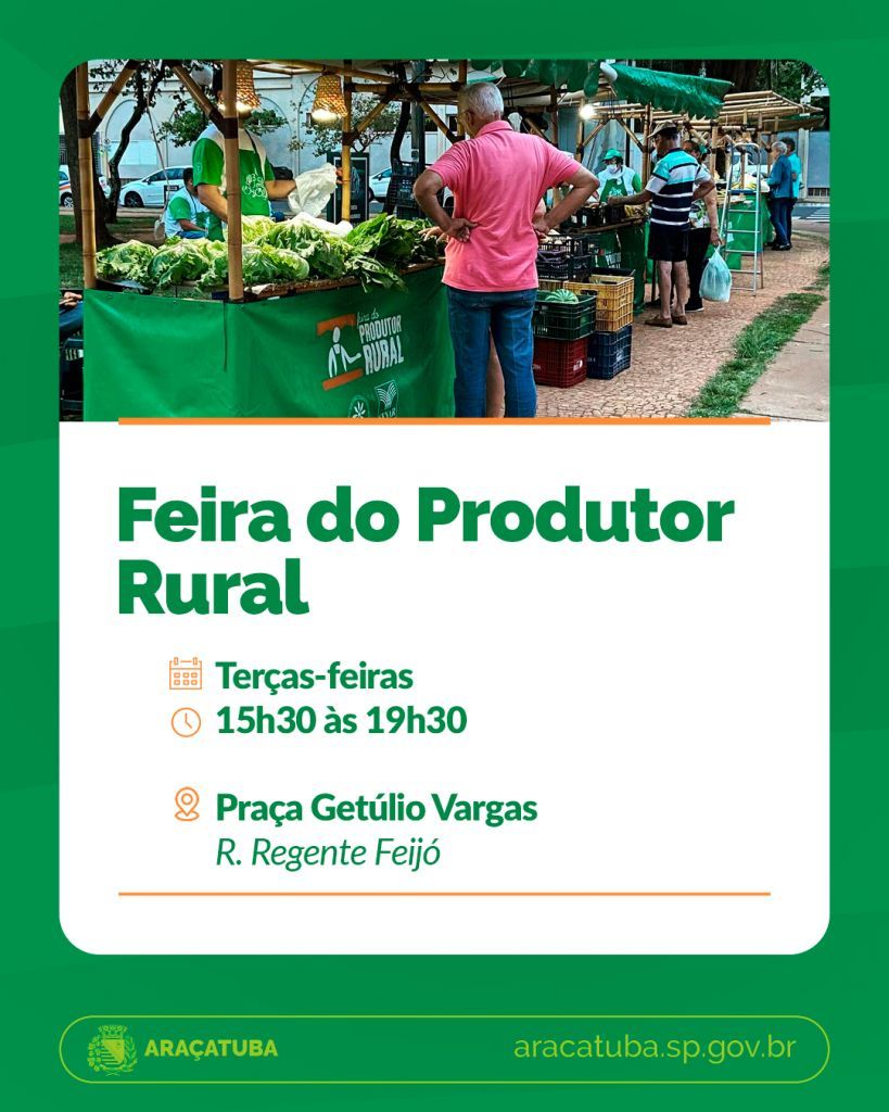 Bancas de frutas e verduras frescas na feira livre de Araçatuba.