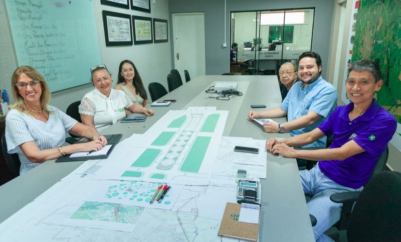Prefeitura de Andradina discute estratégias de fomento econômico com Desenvolve SP e Associação Comercial
